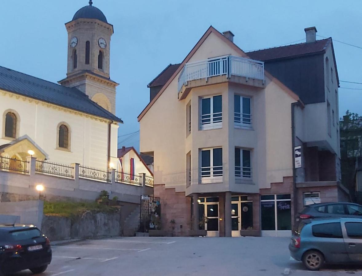 Apartmani Sladojevic Mrkonjic Grad Esterno foto
