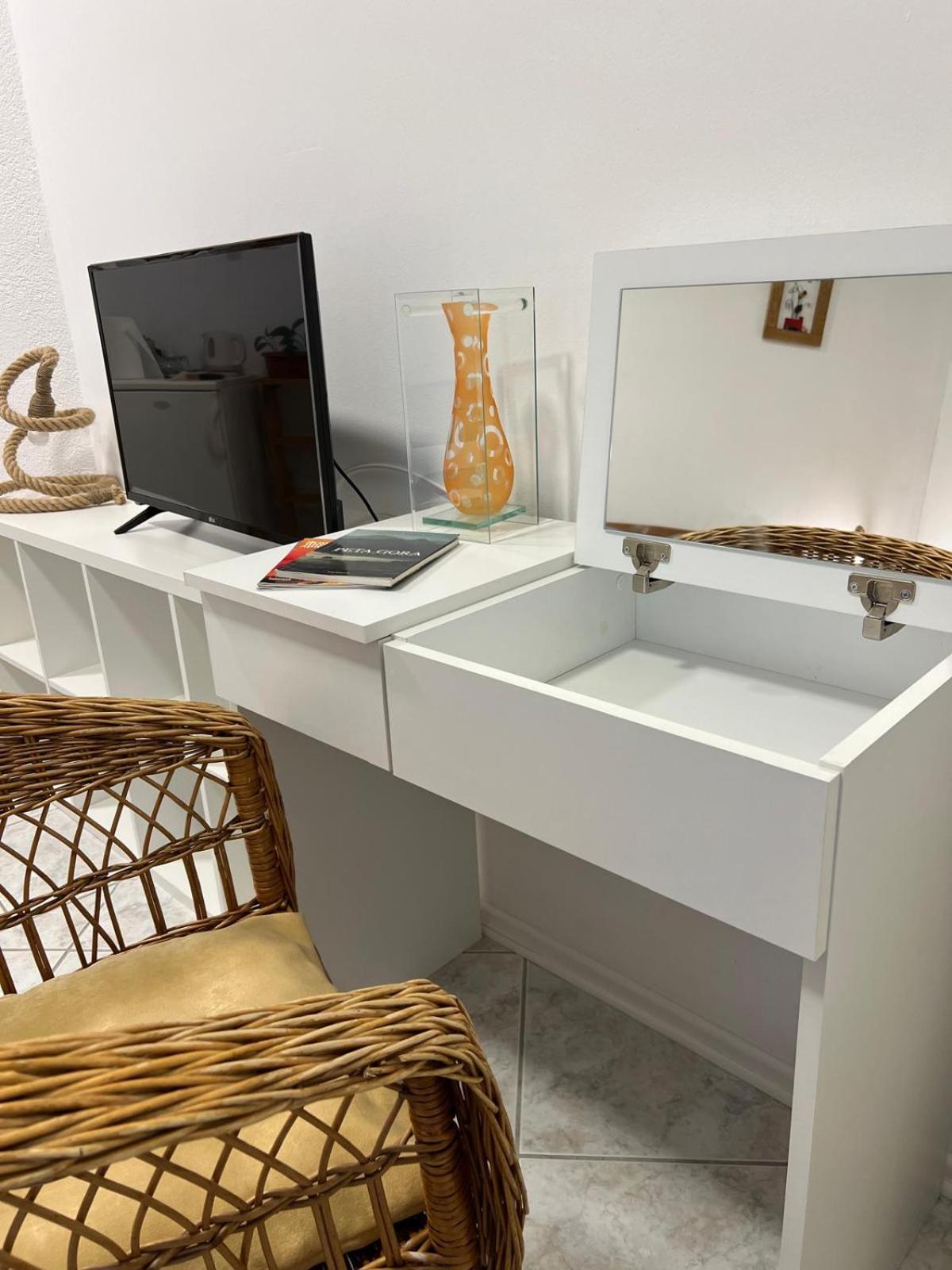 Apartmani Sladojevic Mrkonjic Grad Esterno foto